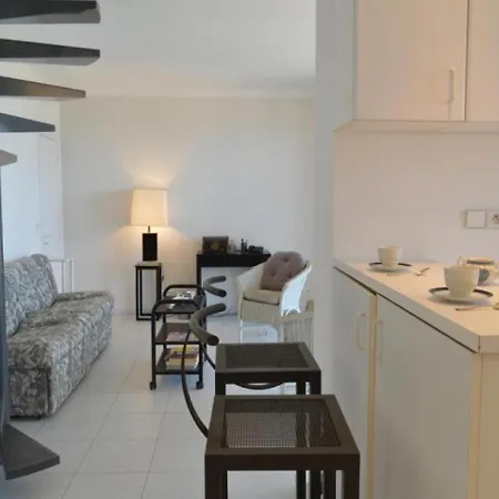Albert 1er Apartman *